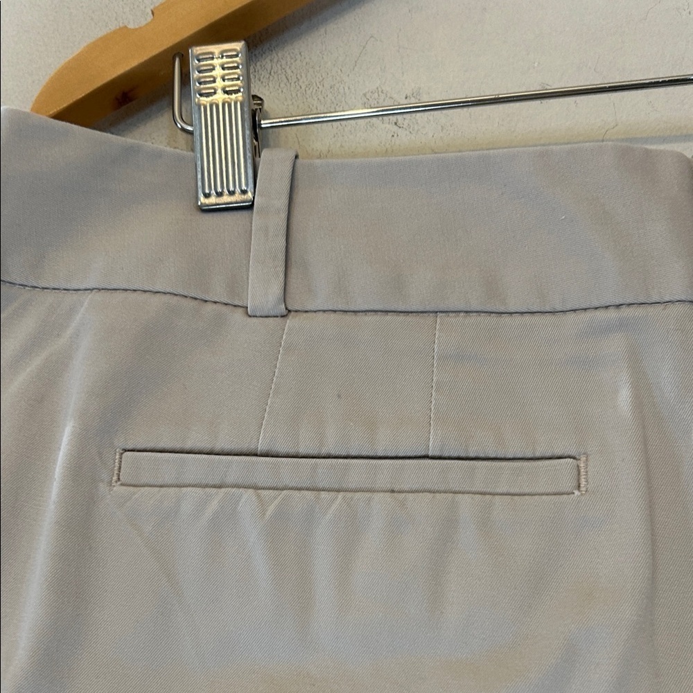 Talbots khaki cropped pants Size 12P EUC - Picture 4 of 6